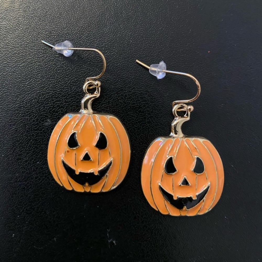🎃 Halloween Pumpkin Jack O Lantern Gold Earrings NEW - Picture 3 of 3